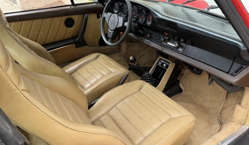 
								1981 Porsche 911SC Targa full									