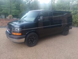 
										2003 GMC Savana G1500 Regency Conversion Van full									