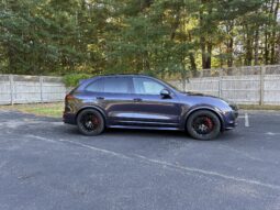 
										2017 Porsche Cayenne GTS full									