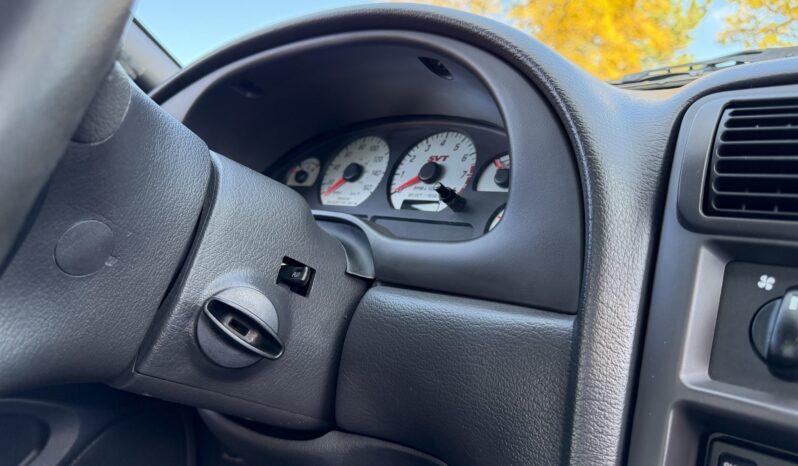 								2003 Ford Mustang SVT Cobra Coupe full									