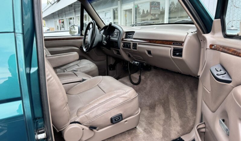 								1996 Ford Bronco Eddie Bauer full									