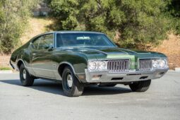 
										1970 Oldsmobile 442 Holiday Coupe 4-Speed full									
