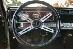 
										1970 Oldsmobile 442 Holiday Coupe 4-Speed full									