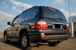 
										2001 Lexus LX470 full									
