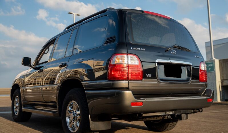 
								2001 Lexus LX470 full									