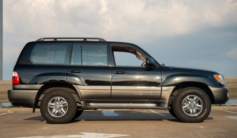 2001 Lexus LX470 1