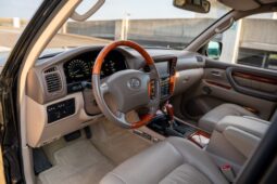 
										2001 Lexus LX470 full									