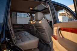 
										2001 Lexus LX470 full									