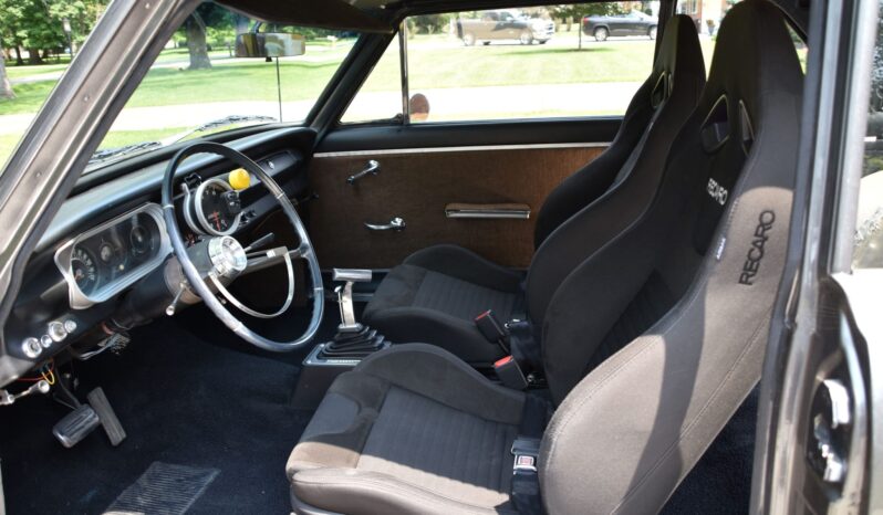 
								1962 Chevrolet Chevy II 100 2-Door Sedan full									