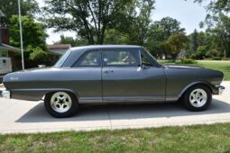 
										1962 Chevrolet Chevy II 100 2-Door Sedan full									