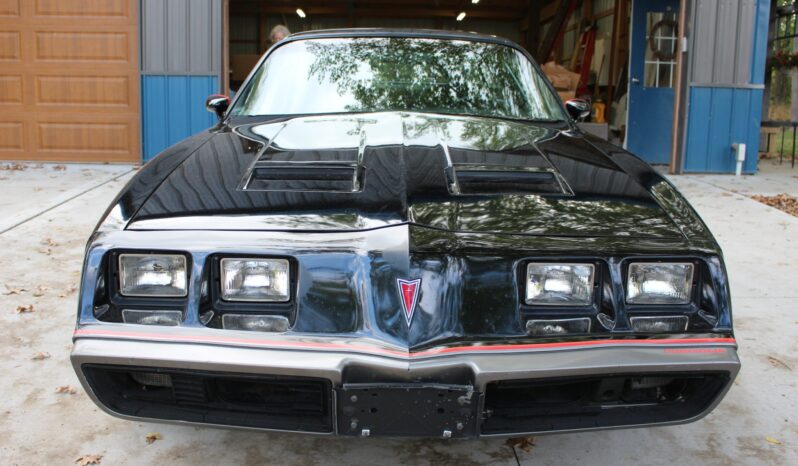 
								1979 Pontiac Firebird Formula WS6 4-Speed full									