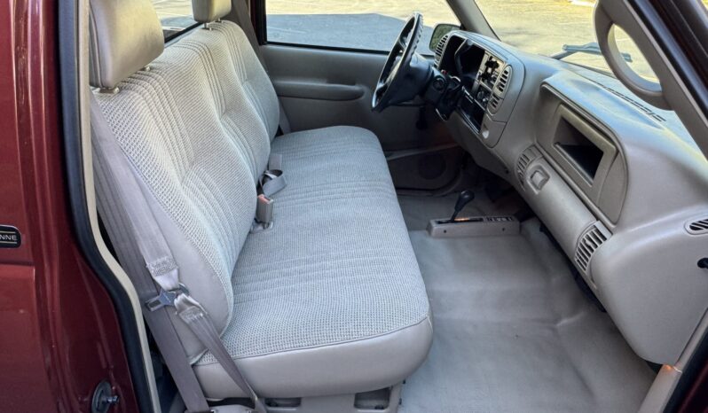 
								1998 Chevrolet K2500 HD Cheyenne 4×4 full									