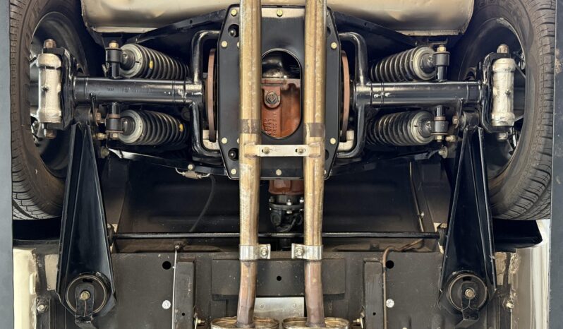 
								1970 Jaguar XKE Series II Roadster full									