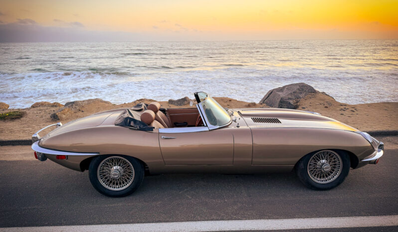 
								1970 Jaguar XKE Series II Roadster full									