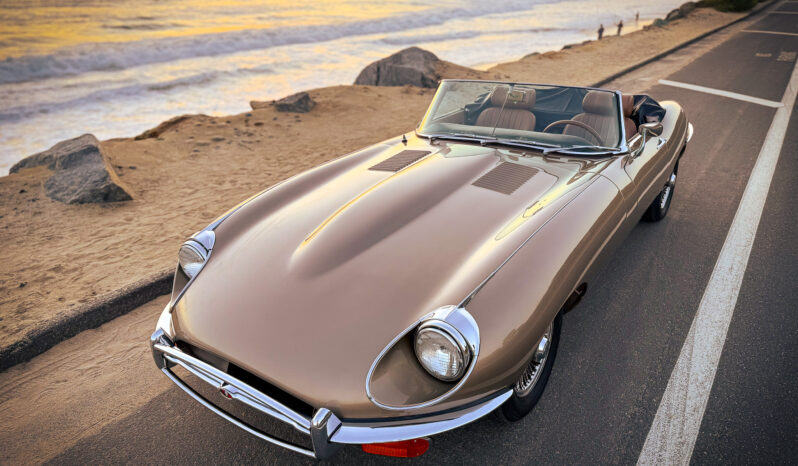 
								1970 Jaguar XKE Series II Roadster full									
