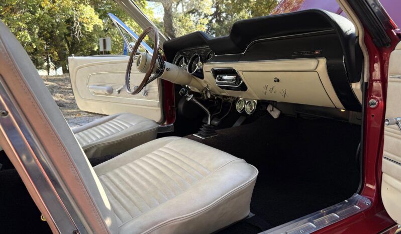 
								1967 Ford Mustang Fastback 390 4-Speed full									