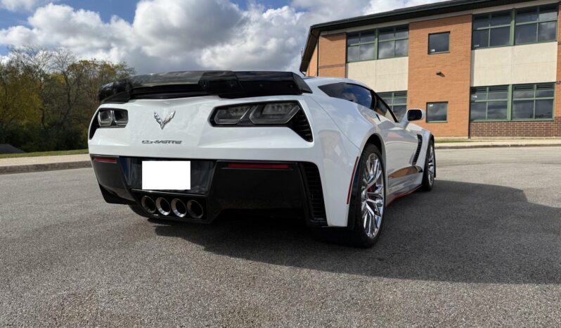 
								2015 Chevrolet Corvette Z06 Coupe 3LZ Z07 full									