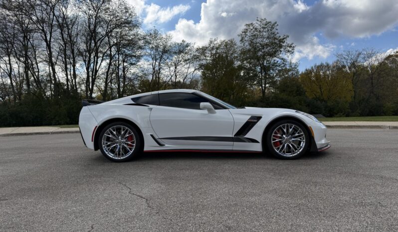 
								2015 Chevrolet Corvette Z06 Coupe 3LZ Z07 full									