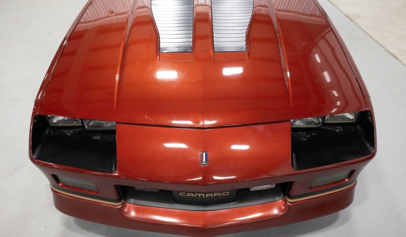 
								1988 Chevrolet Camaro IROC-Z Coupe full									