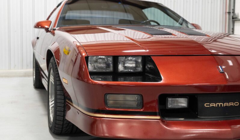 
								1988 Chevrolet Camaro IROC-Z Coupe full									