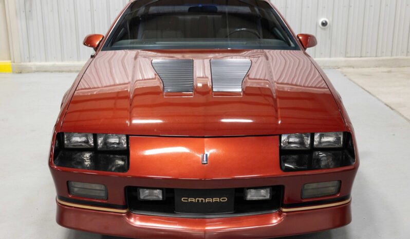 
								1988 Chevrolet Camaro IROC-Z Coupe full									