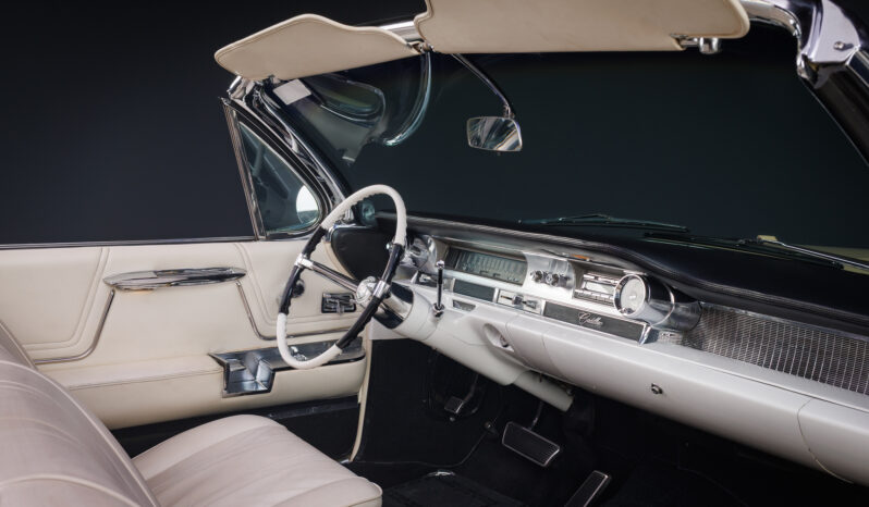 
								1962 Cadillac Series 62 Convertible full									