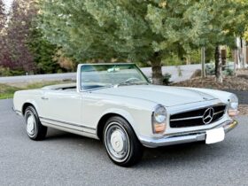 1965 Mercedes-Benz 230SL 4-Speed