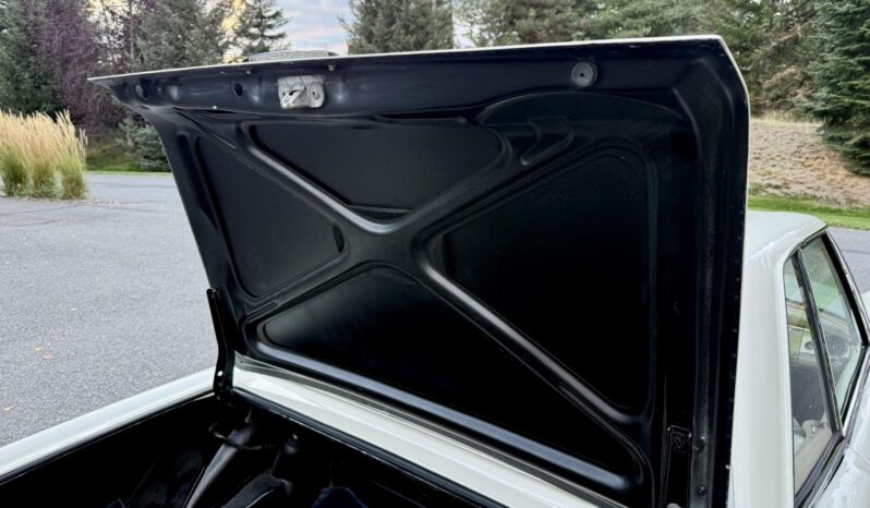 
								1965 Mercedes-Benz 230SL 4-Speed full									