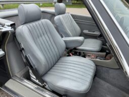 
										1988 Mercedes-Benz 560SL full									