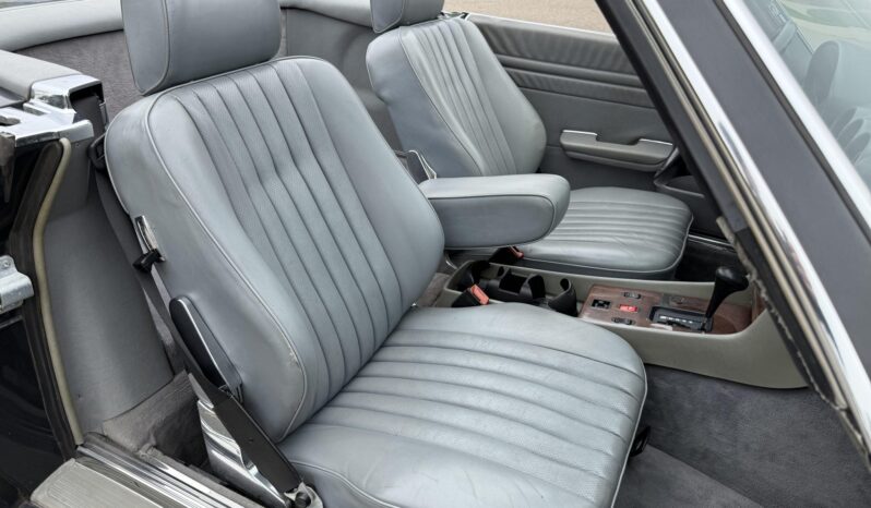 
								1988 Mercedes-Benz 560SL full									