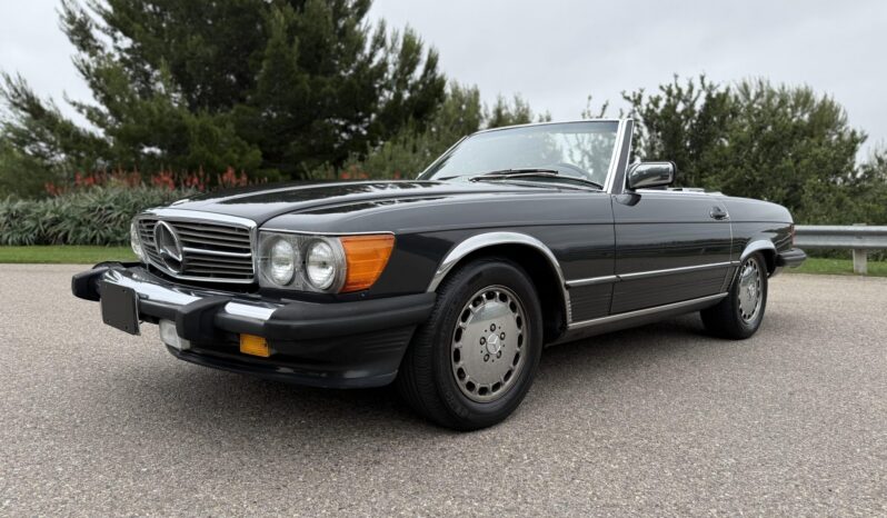 
								1988 Mercedes-Benz 560SL full									