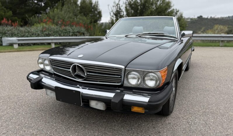 
								1988 Mercedes-Benz 560SL full									