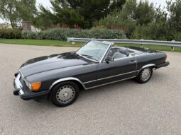 
										1988 Mercedes-Benz 560SL full									