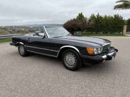 
										1988 Mercedes-Benz 560SL full									