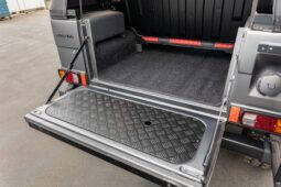 
										1986 Mercedes-Benz 280GE Cabriolet 5-Speed full									