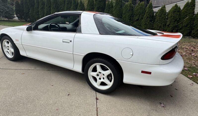
								1997 Chevrolet Camaro SS SLP 30th Anniversary full									