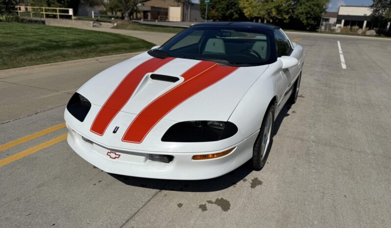 
								1997 Chevrolet Camaro SS SLP 30th Anniversary full									