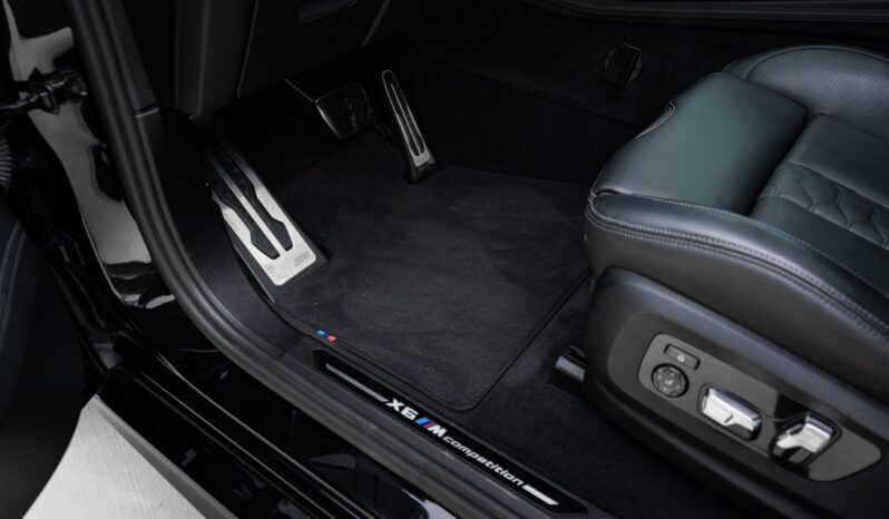 
								2021 BMW X6 M Competition full									