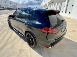 
										2014 Porsche Cayenne Turbo S full									