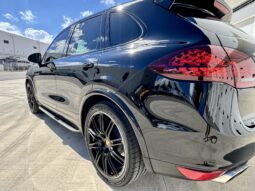 
										2014 Porsche Cayenne Turbo S full									