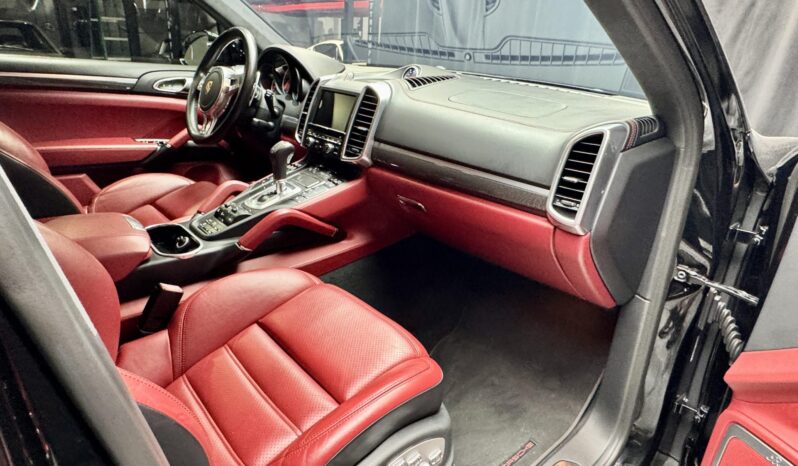 
								2014 Porsche Cayenne Turbo S full									