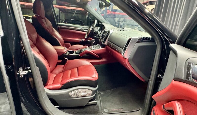 
								2014 Porsche Cayenne Turbo S full									