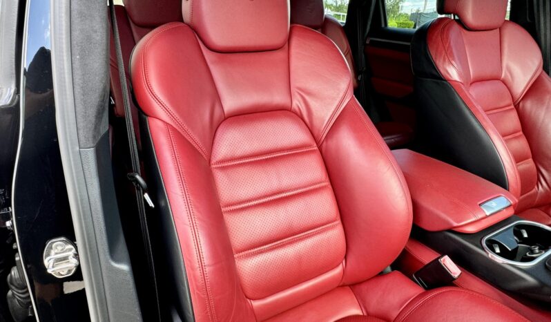 
								2014 Porsche Cayenne Turbo S full									