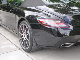 2012 Mercedes-Benz SLS AMG Roadster