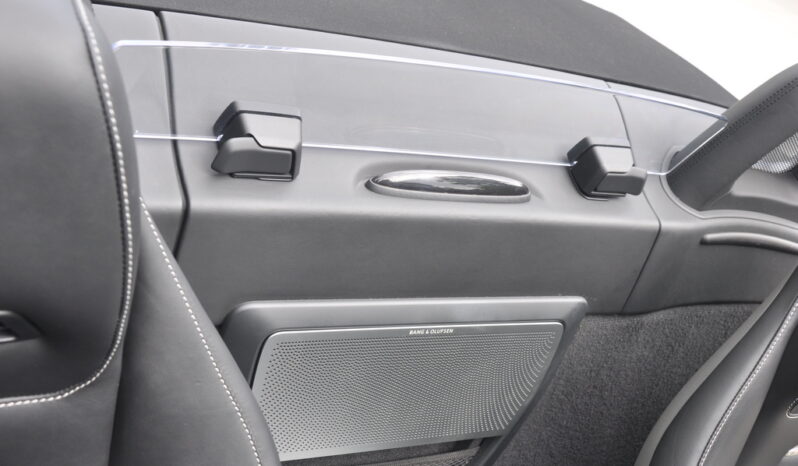 
								2012 Mercedes-Benz SLS AMG Roadster full									