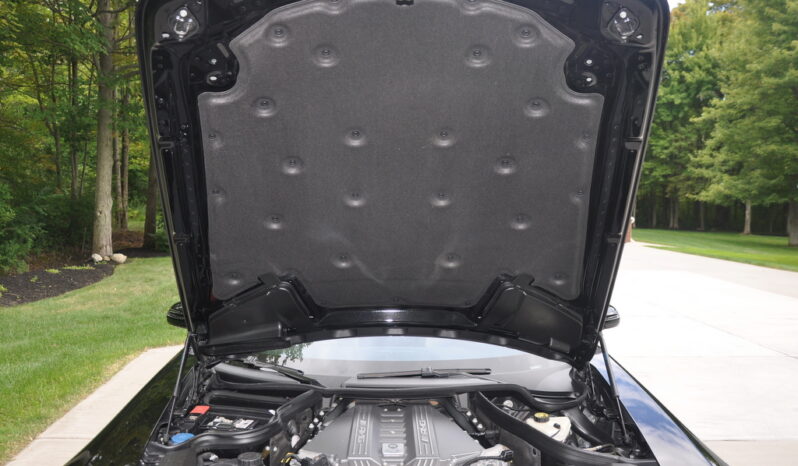 
								2012 Mercedes-Benz SLS AMG Roadster full									