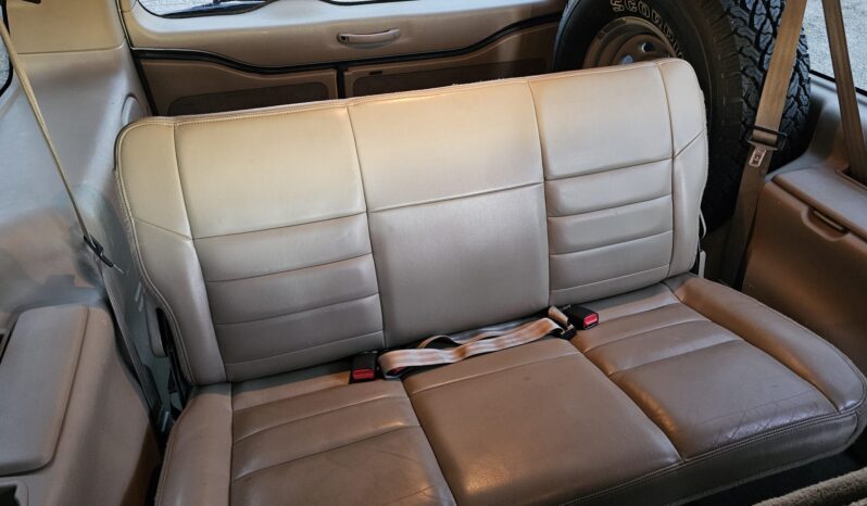 
								2002 Ford Excursion Limited 7.3L Power Stroke 4×4 full									