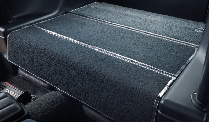 
								1970 Ford Shelby GT500 Fastback full									