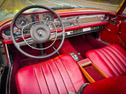 
										1970 Mercedes-Benz 280SL full									
