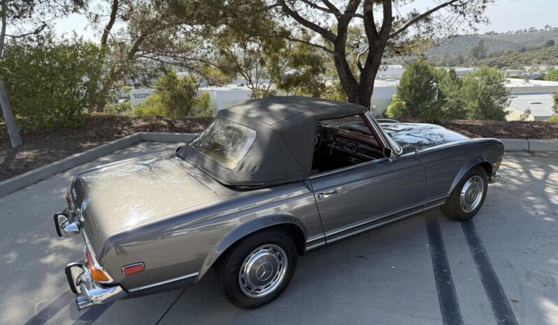 
								1970 Mercedes-Benz 280SL full									